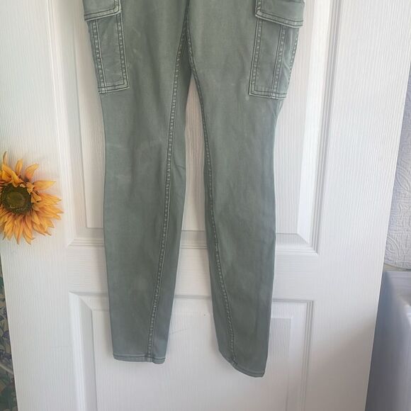 SPANX women's stretch twill ankle cargo pant in soft sage size M-Good Condition - Picture 9 of 11